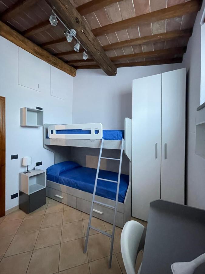 Вилла La Casa In Castello Амбра Экстерьер фото